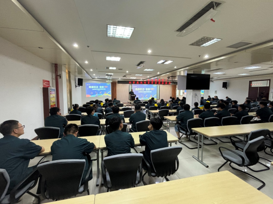 山重建机公司团委举办健康讲座